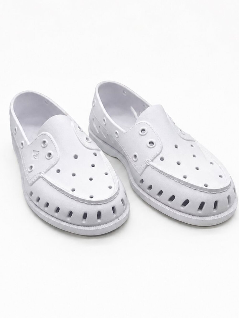 Sperry Women’s Size 9 White Lightweight Molded Slip-On Boat Shoes